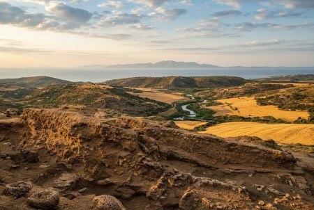 Ancient Wall in Morocco Rewrites North African History: 5,000-Year-Old Farming Hub Linked to Mediterranean Trade and Climate Resilience